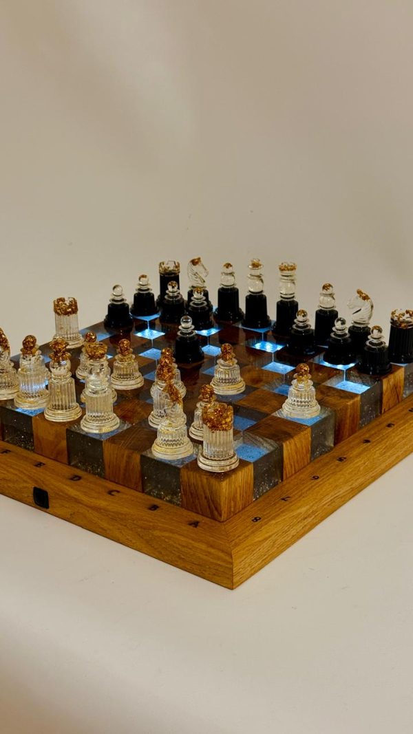 Шаховий набір з епоксидної смоли та дерева Premium Wood