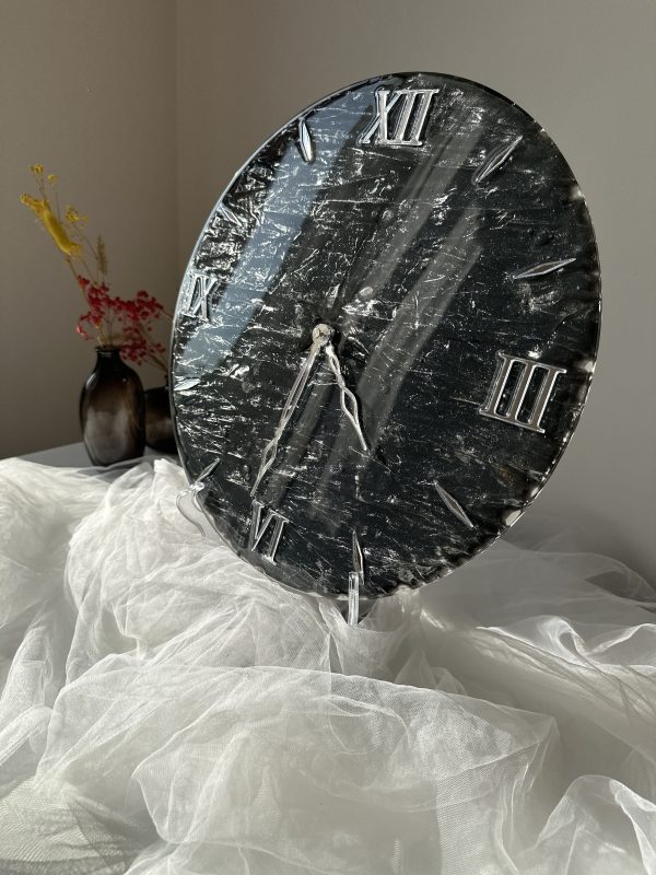 IMG_1137 Настінний круглий годинник з епоксидної смоли Срібло Лофт