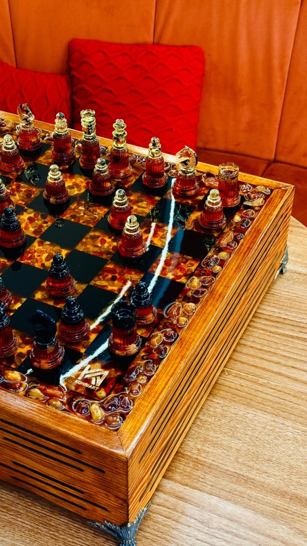 Шахова скриня з бурштином та епоксидною смолою XL