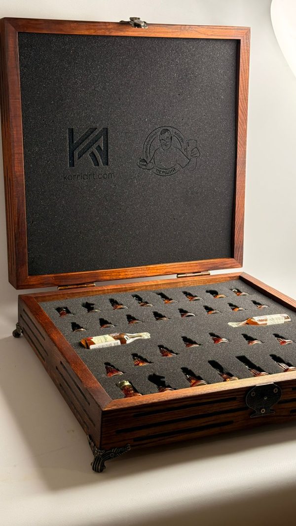 Шахова скриня з бурштином та епоксидною смолою XL