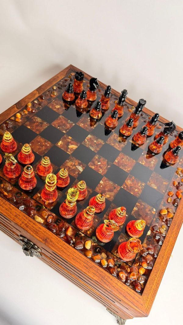 Шахова скриня з бурштином та епоксидною смолою XL