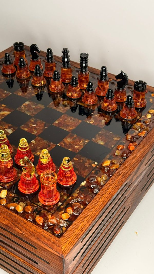 Шахова скриня з бурштином та епоксидною смолою XL