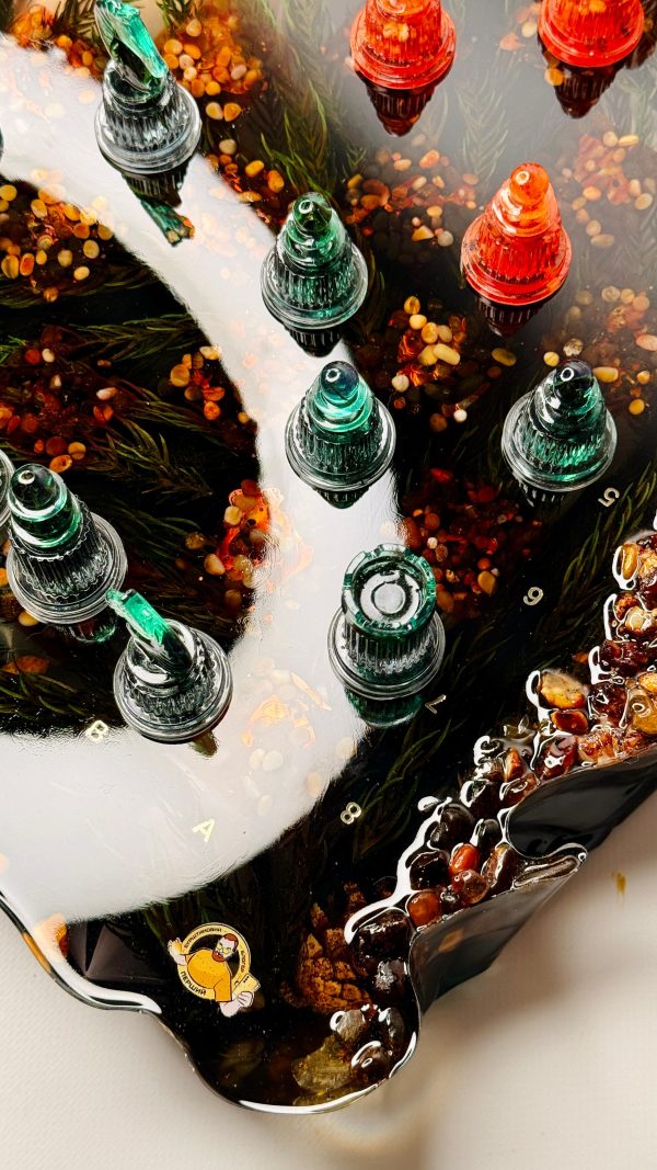 Колекційні шахи з епоксидної смоли, кедру та бурштину у вигляді Айсбергу "Бурштинова Легенда"