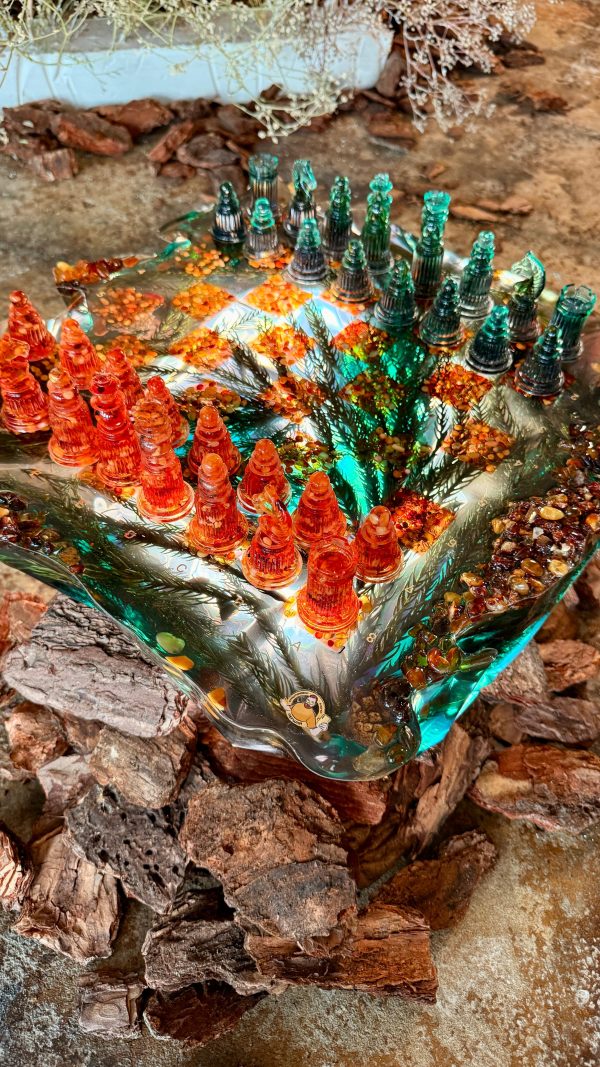 Колекційні шахи з епоксидної смоли, кедру та бурштину у вигляді Айсбергу "Бурштинова Легенда"