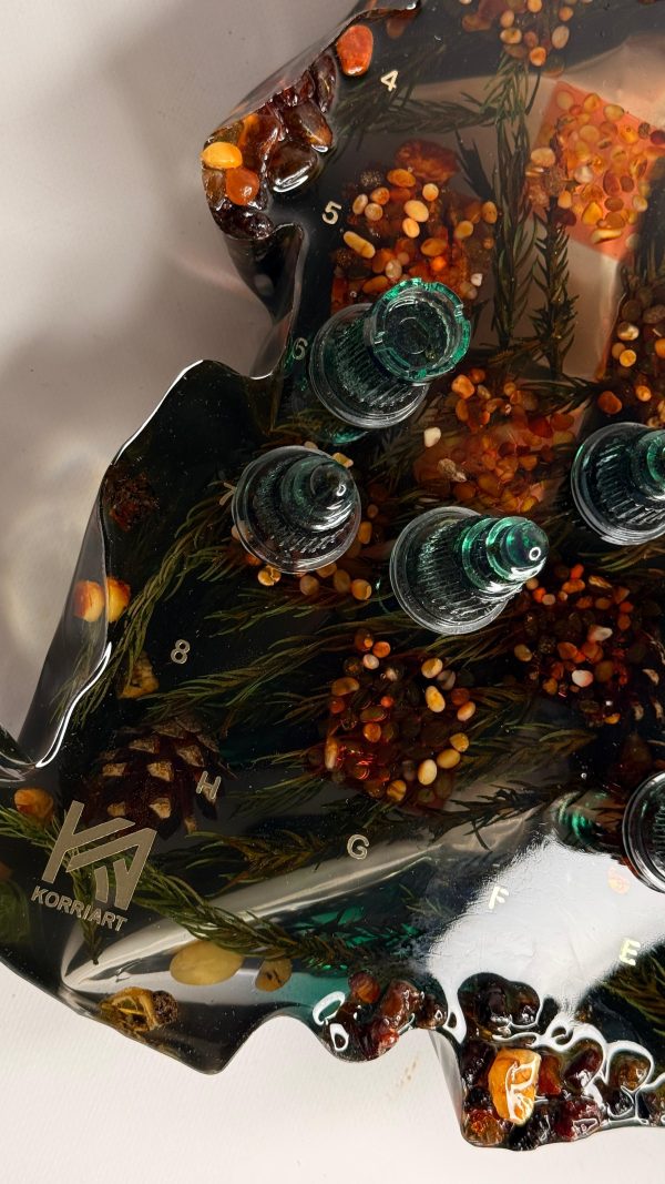 Колекційні шахи з епоксидної смоли, кедру та бурштину у вигляді Айсбергу "Бурштинова Легенда"