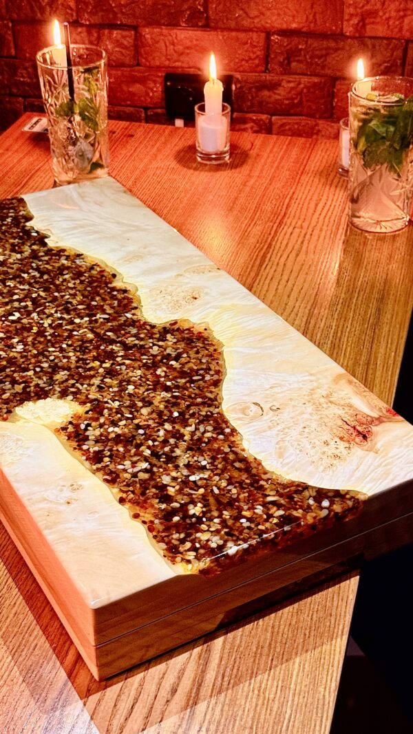 IMG_3361 Ексклюзивні нарди з бурштину, капового клену та епоксидної смоли