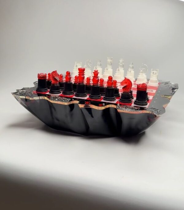 Корпоративні подарункові шахи із Вашим логотипом